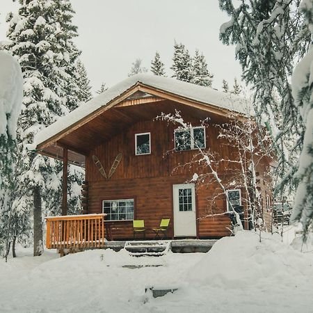 Little Atlin Lodge Tagish Екстер'єр фото
