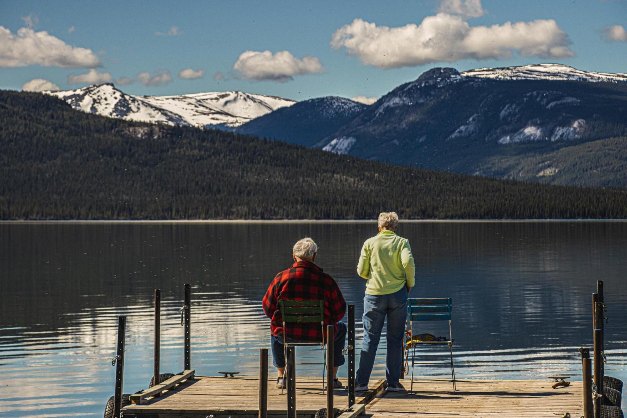 Little Atlin Lodge Tagish Екстер'єр фото
