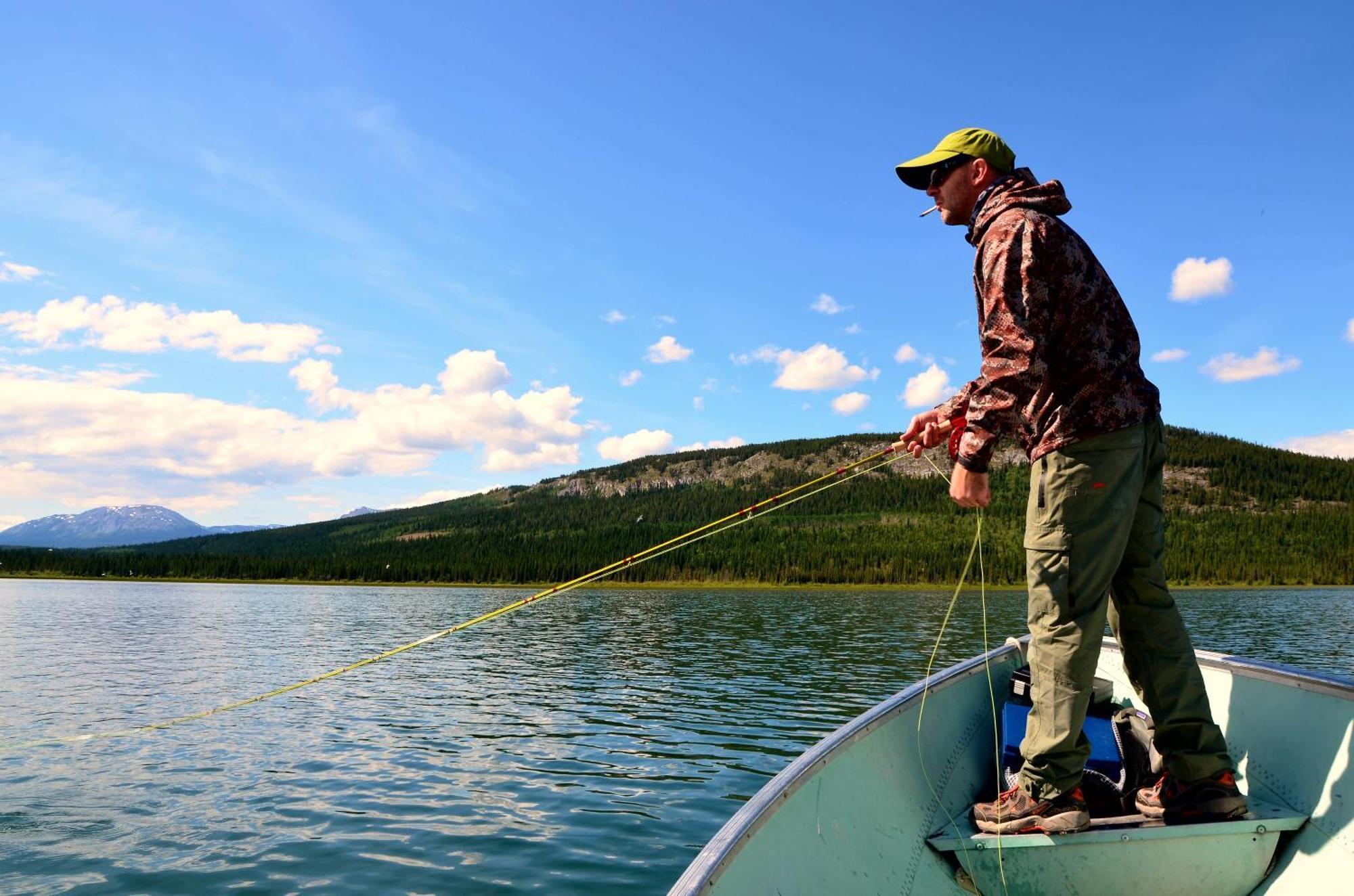 Little Atlin Lodge Tagish Екстер'єр фото