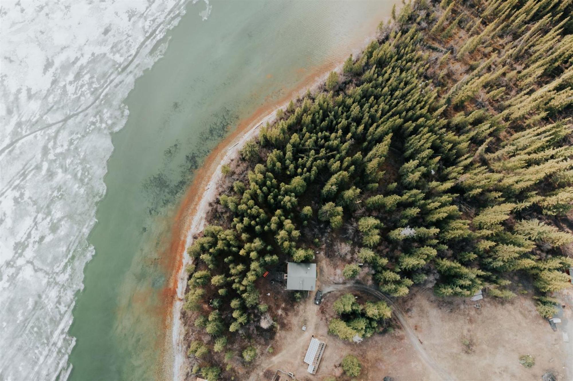 Little Atlin Lodge Tagish Екстер'єр фото