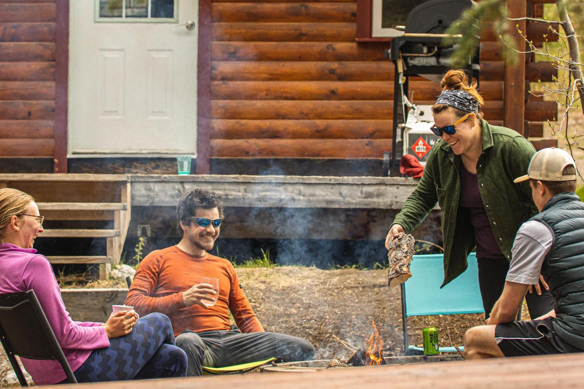 Little Atlin Lodge Tagish Екстер'єр фото