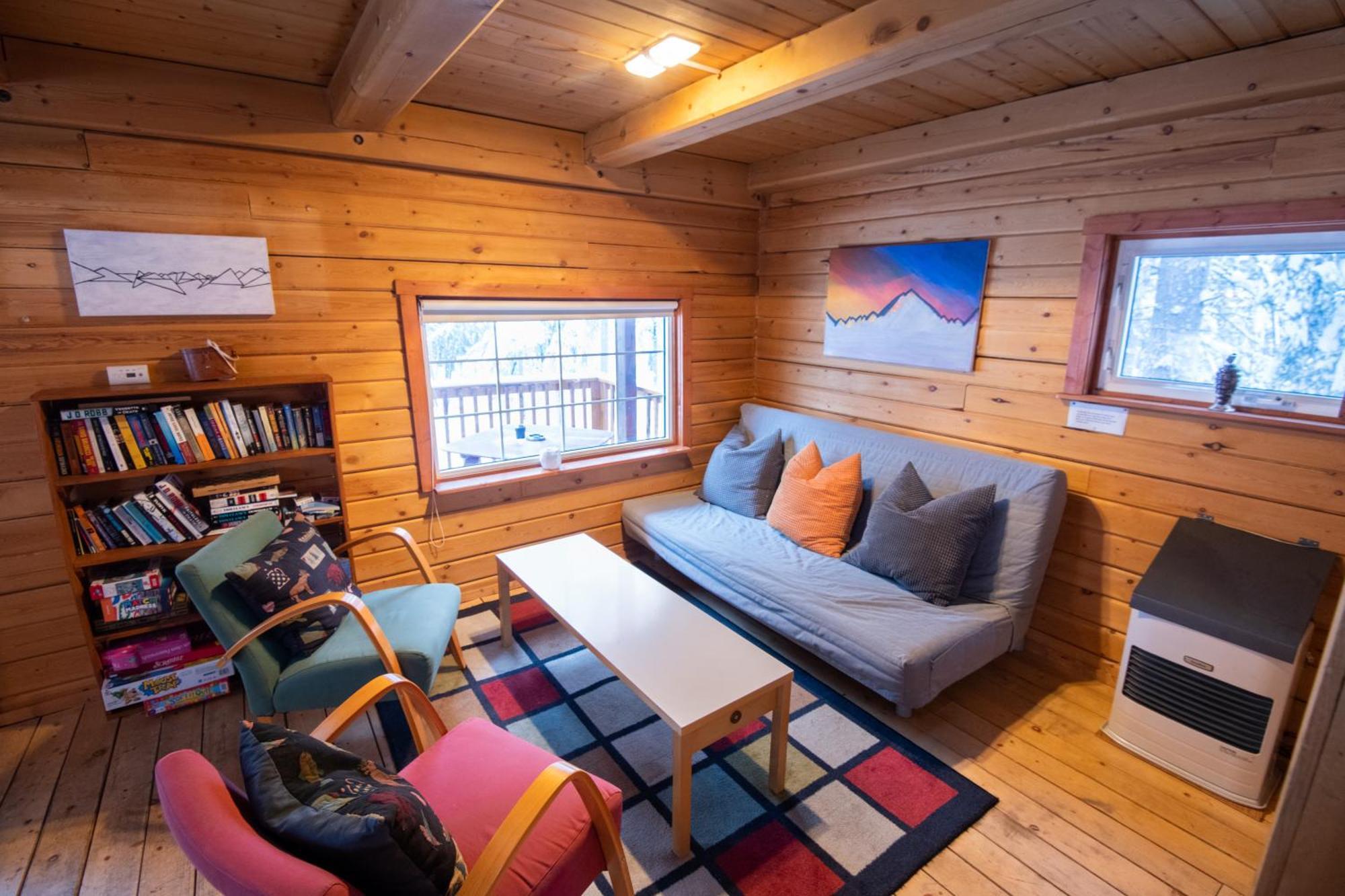 Little Atlin Lodge Tagish Екстер'єр фото